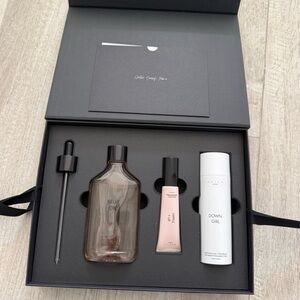 Hatch Mama Must Haves Box in Black